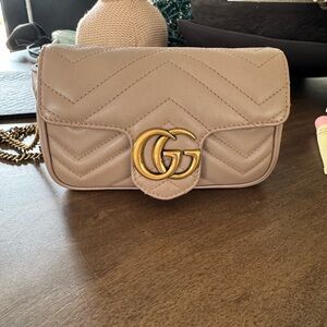 Gucci Matelassé Leather Crossbody Bag - Nude Pink with Gold Hardware